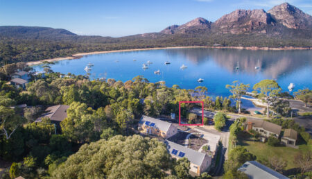 001-freycinet-cottage-2