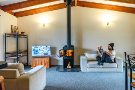 014-freycinet-cottage-2