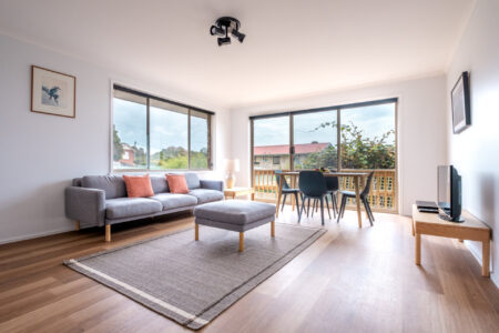 024-island-vista_freycinet-holiday-houses_puddlehub2023_-12