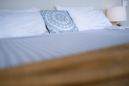 030-2-halcyon_freycinet-holiday-houses_puddlehub_-2983