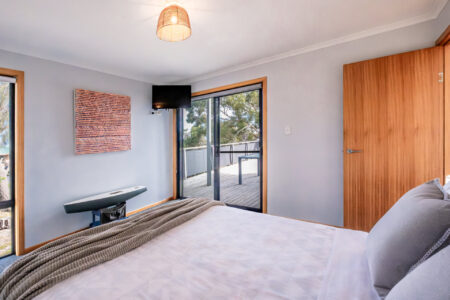 033-beachcomber-puddlehub