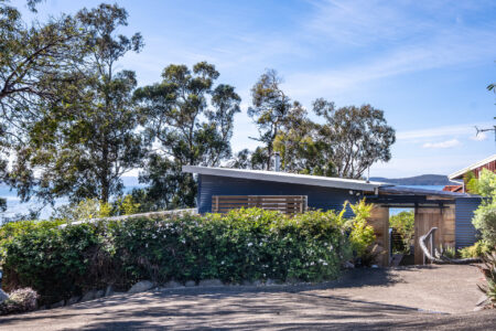 gypsies-rest_freycinet-holiday-houses_puddlehub-2023-4-enhanced-nr