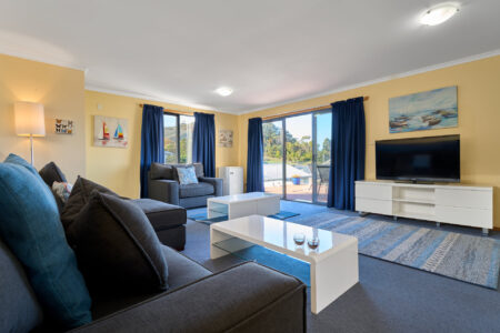 001--bicheno-bliss-(1)