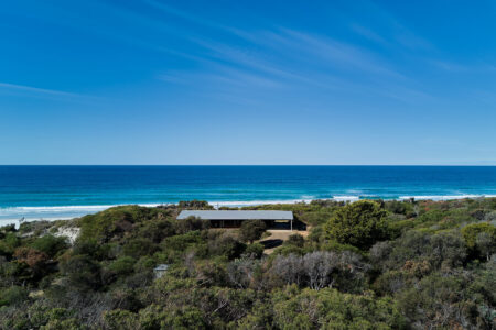 021-rustic-by-the-sea