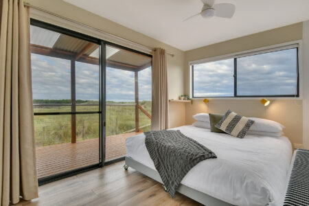 008_-_six-ten_shores