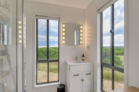 015_-_six-ten_shores_1